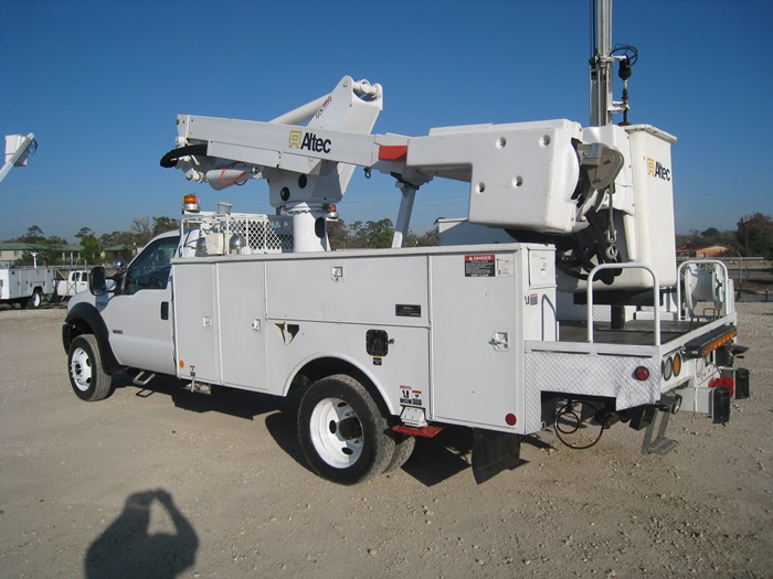 AC Bucket Truck.